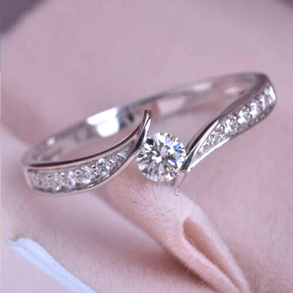 Huitan Minimalist Engagement Wedding Rings for Women