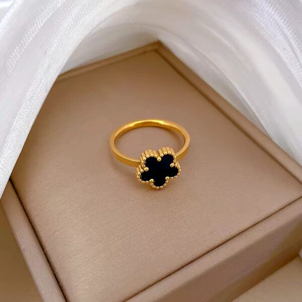 Heart Four Leaf Clover Rings for Women - Image 3