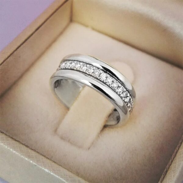 Huitan Minimalist Women's Wedding Rings - Image 3