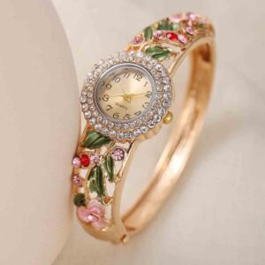 Women's New Retro Light Luxury Watch