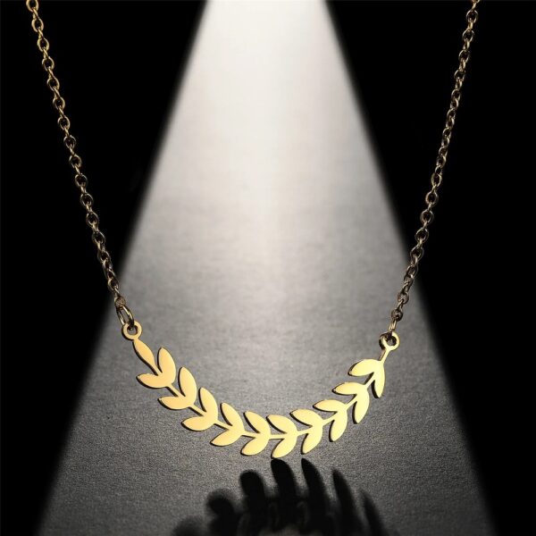 Skyrim Ear of Wheat Tree Leaves Women Necklace