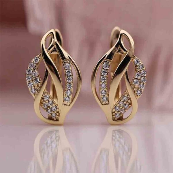 S925 sterling silver rectangular emerald cut pagoda earrings - Image 4