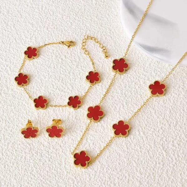 Women's Stainless Steel Five Petal Flower Necklace